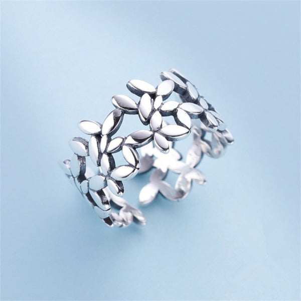 Anillo de Hoja de Plata Ajustable