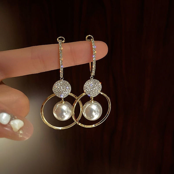 Pendientes de Lujo con Perla Irrigada y Circonitas