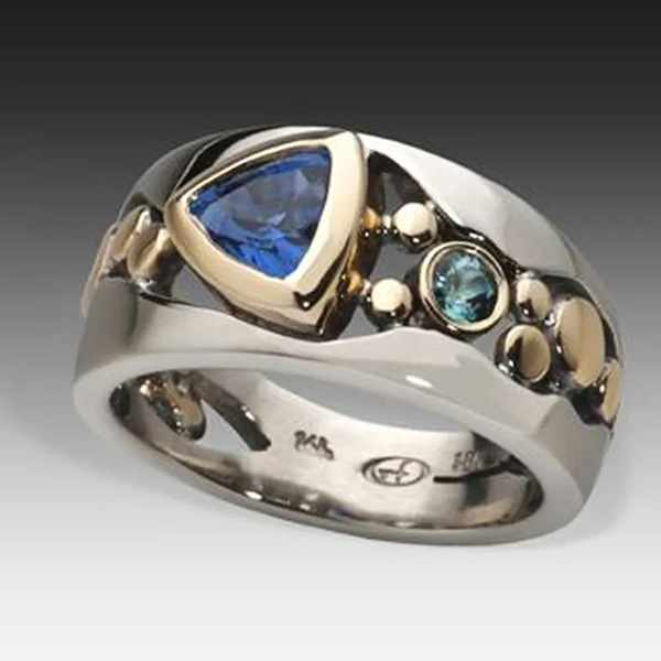 Anillo de Cristal Azul Vintage