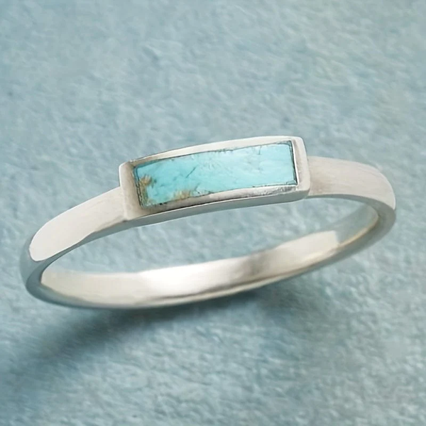 Anillo de piedra azul vintage engastada